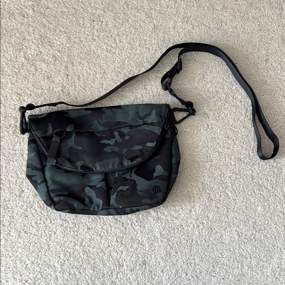 Lululemon Athletica Camouflage Crossbody Bag - Black and Green